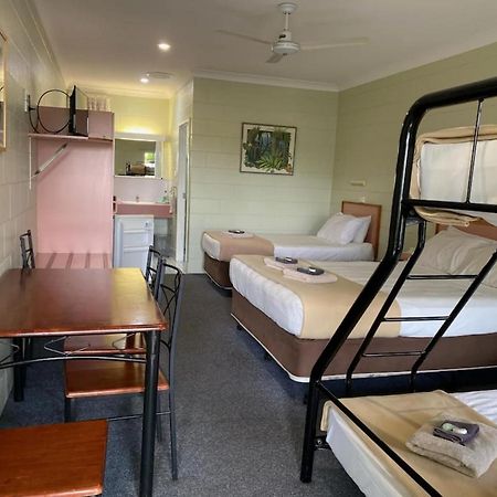 Yungaburra Park Motel Eksteriør billede