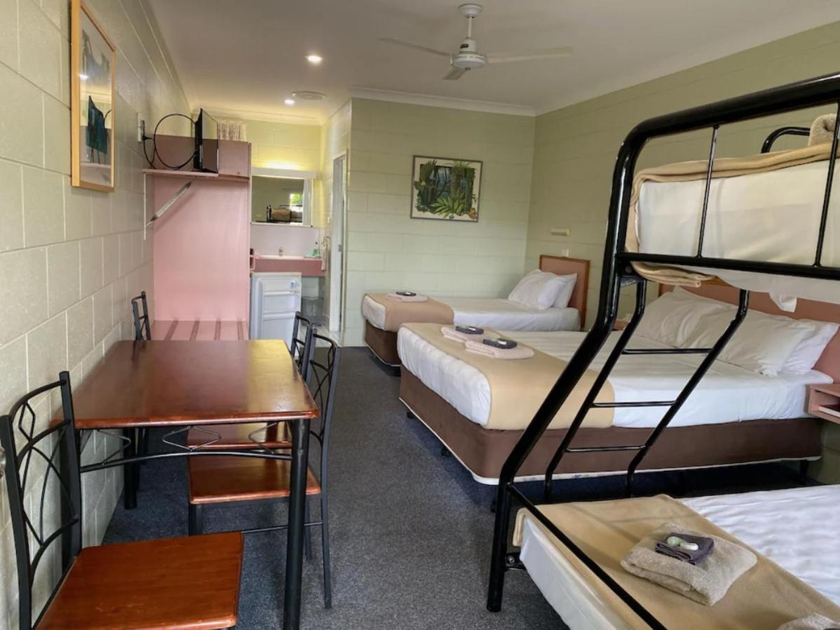 Yungaburra Park Motel Eksteriør billede