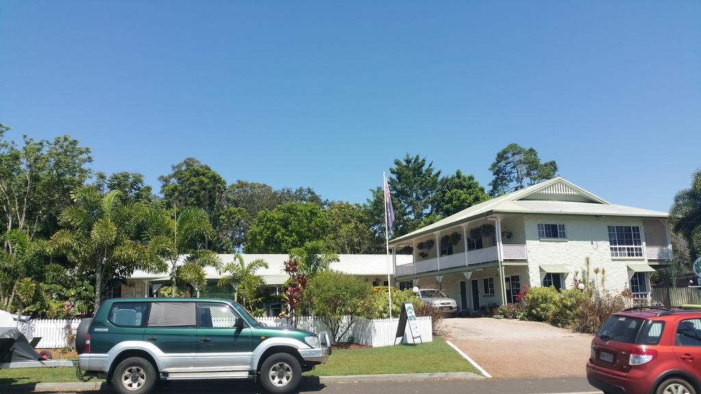 Yungaburra Park Motel Eksteriør billede