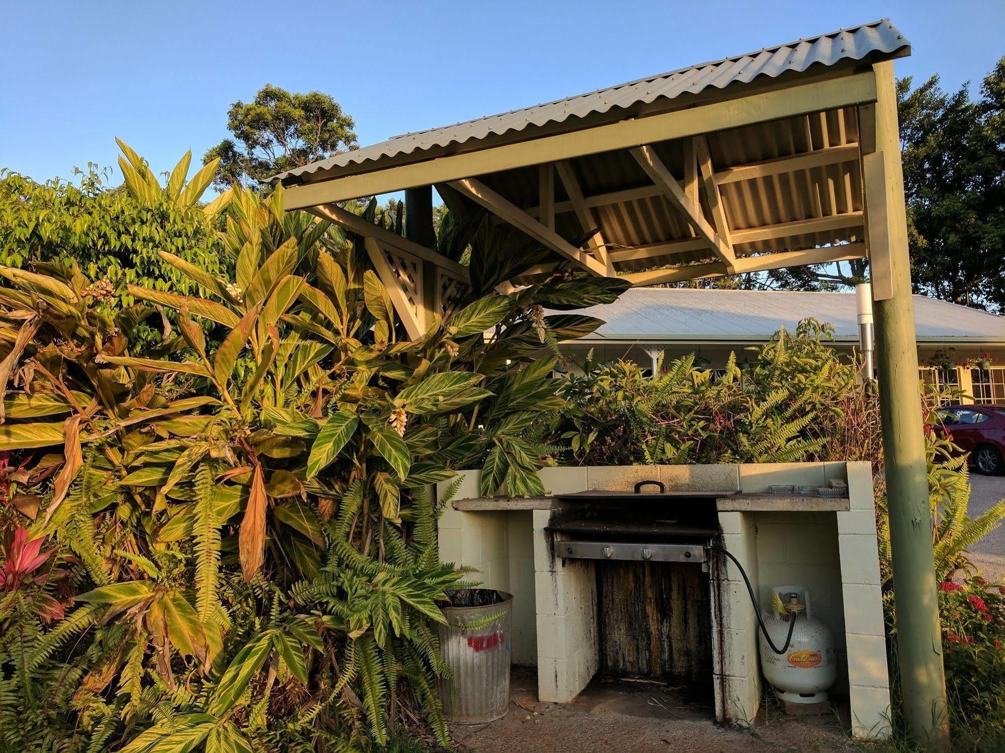 Yungaburra Park Motel Eksteriør billede